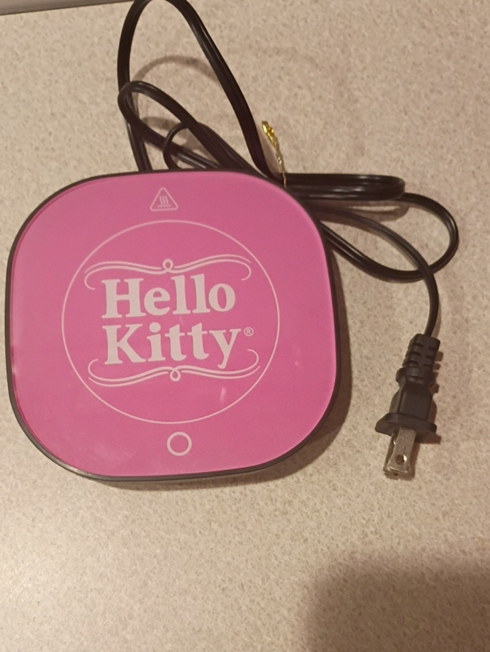 Hello Kitty themed ceramic mug and electric warmer set features a bright Pink - Picture 6 of 6